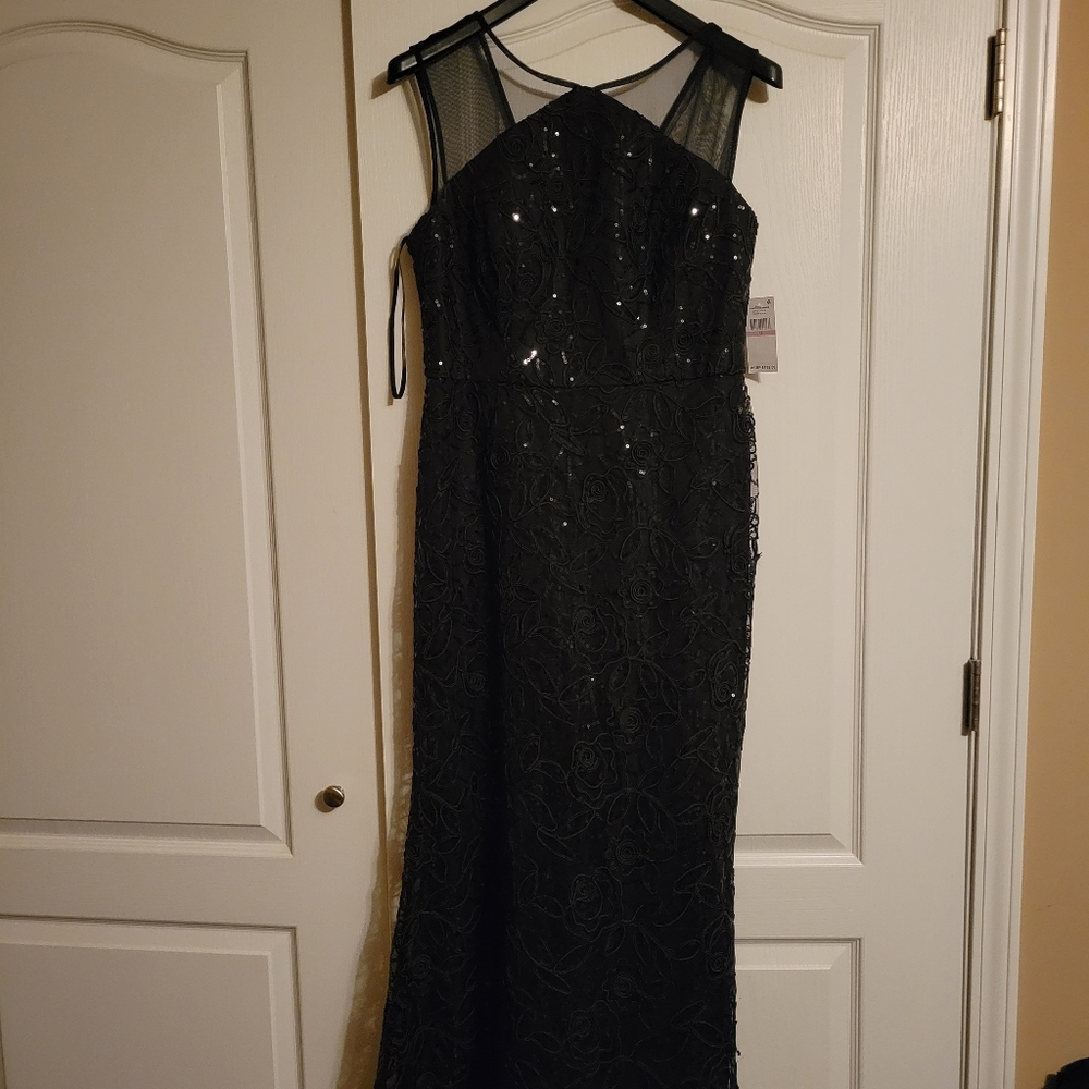 Size 12 Black Floral Gown